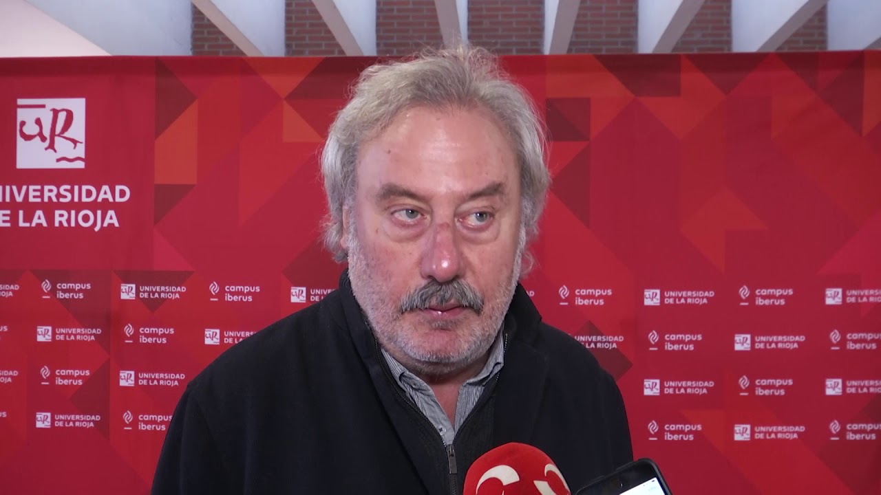 Encuentro literario con Julio Llamazares en la Universidad de La Rioja